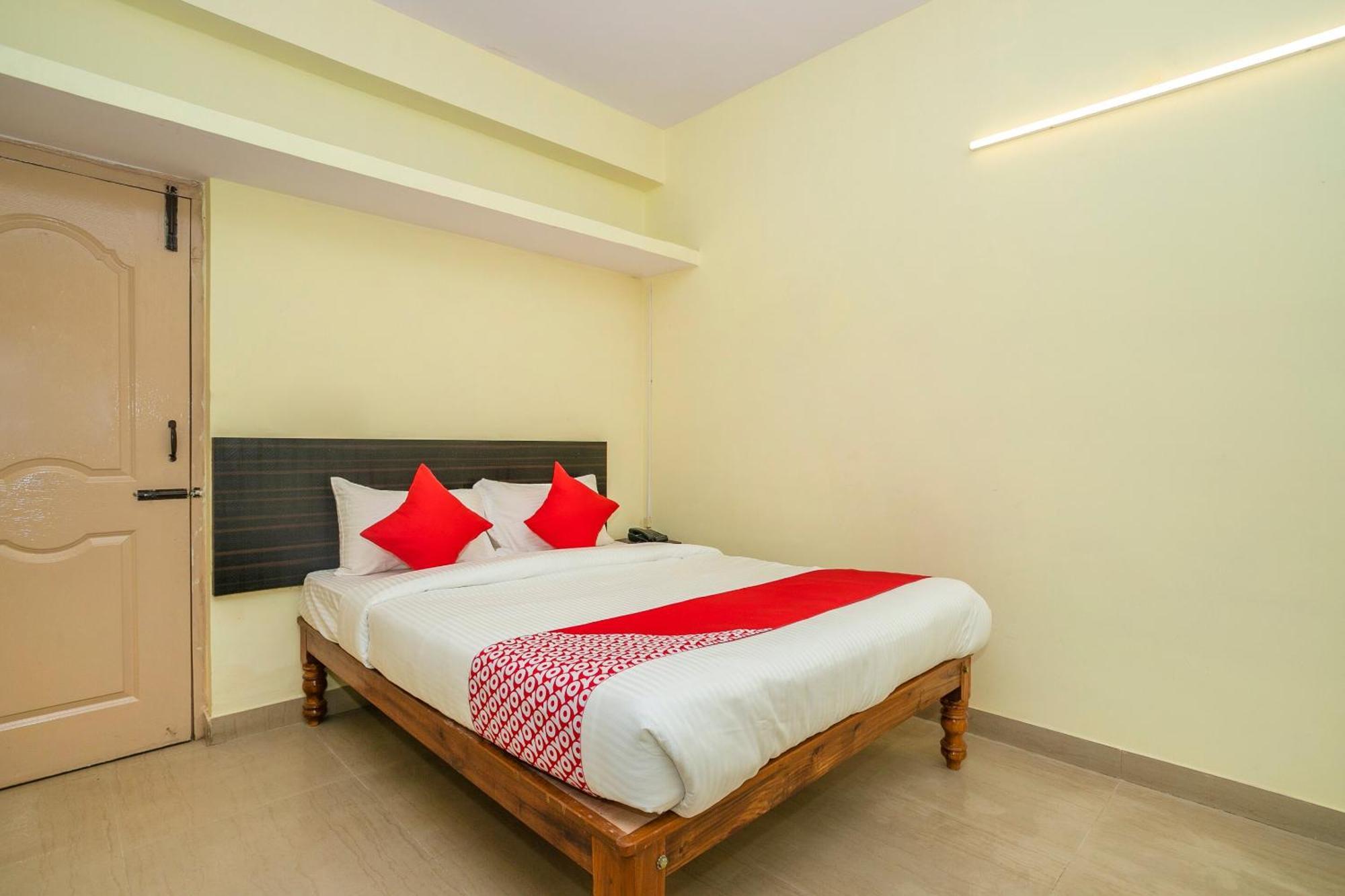 Hotel O Shree Stays Bangalore Bagian luar foto